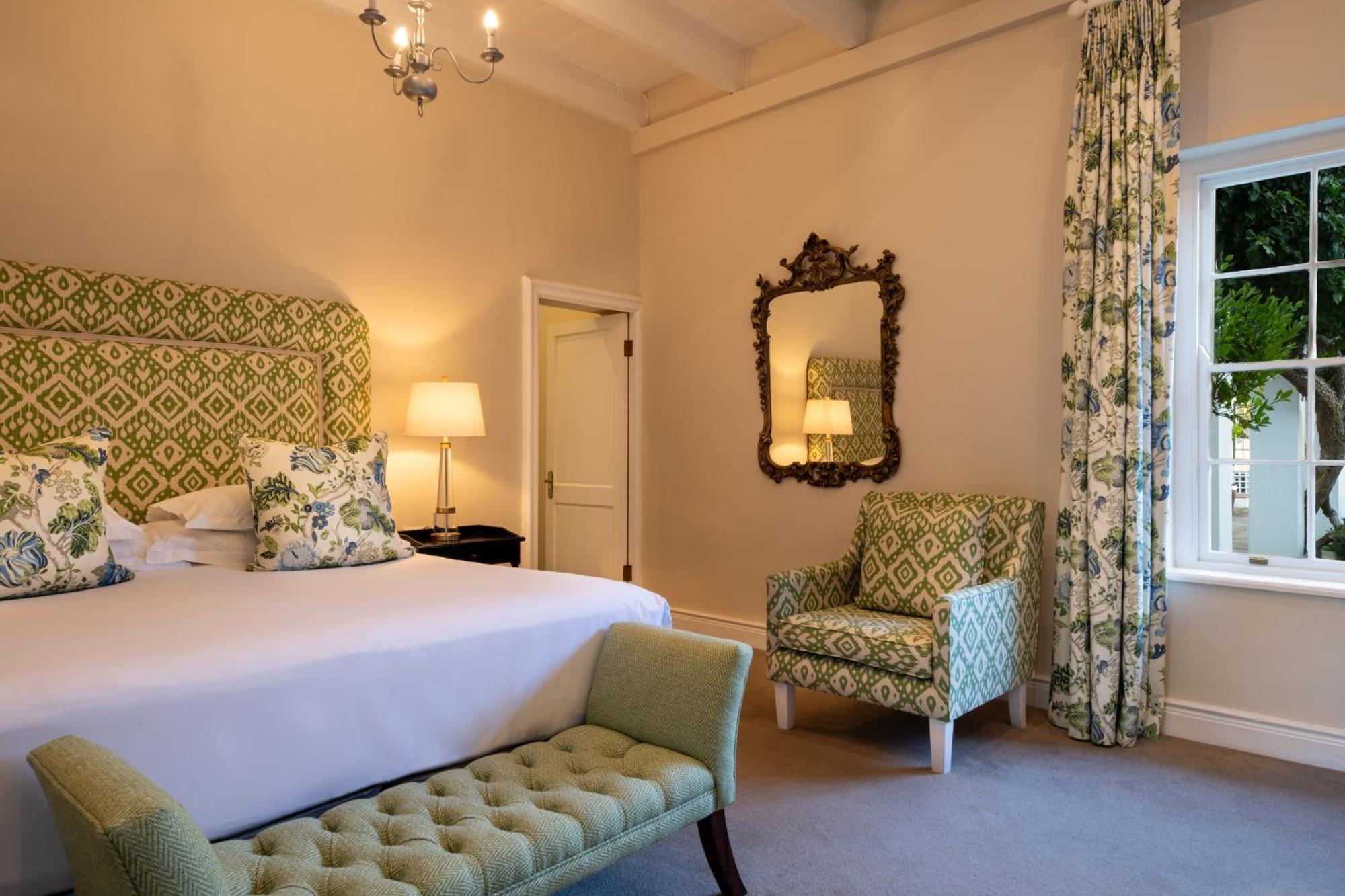 The Cellars-Hohenort Hotel Cape Town Exterior photo