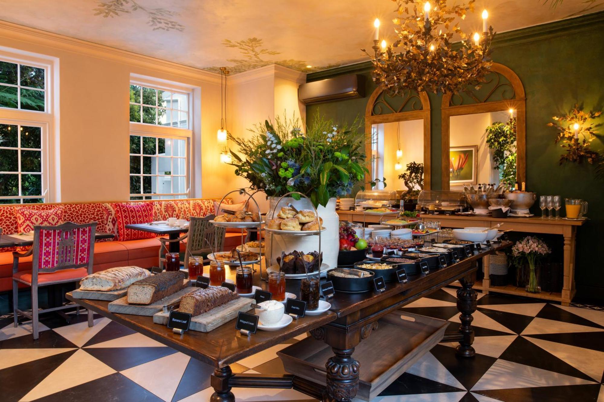 The Cellars-Hohenort Hotel Cape Town Exterior photo