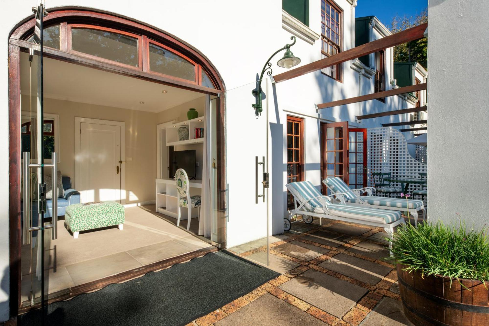 The Cellars-Hohenort Hotel Cape Town Exterior photo