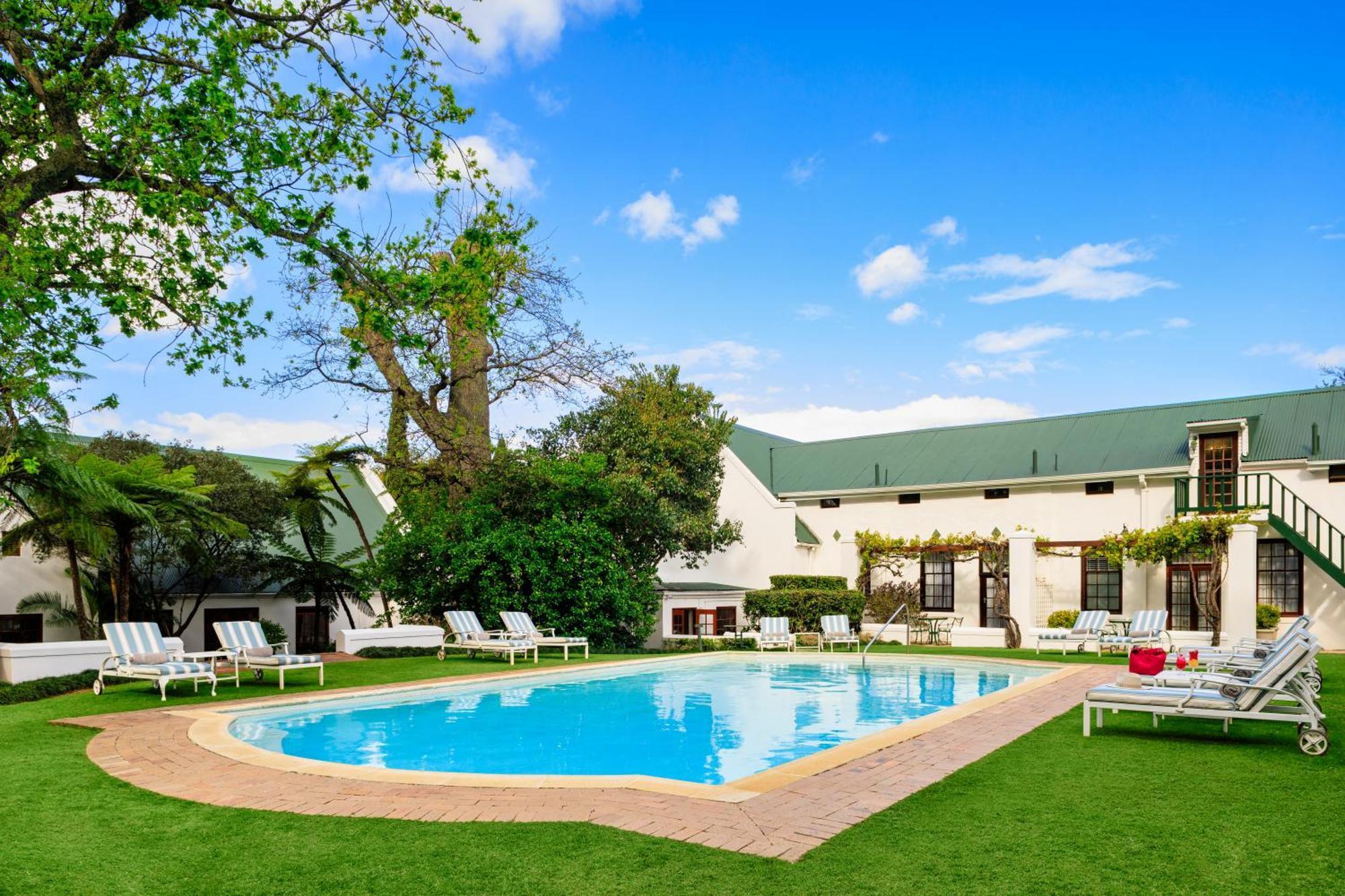 The Cellars-Hohenort Hotel Cape Town Exterior photo