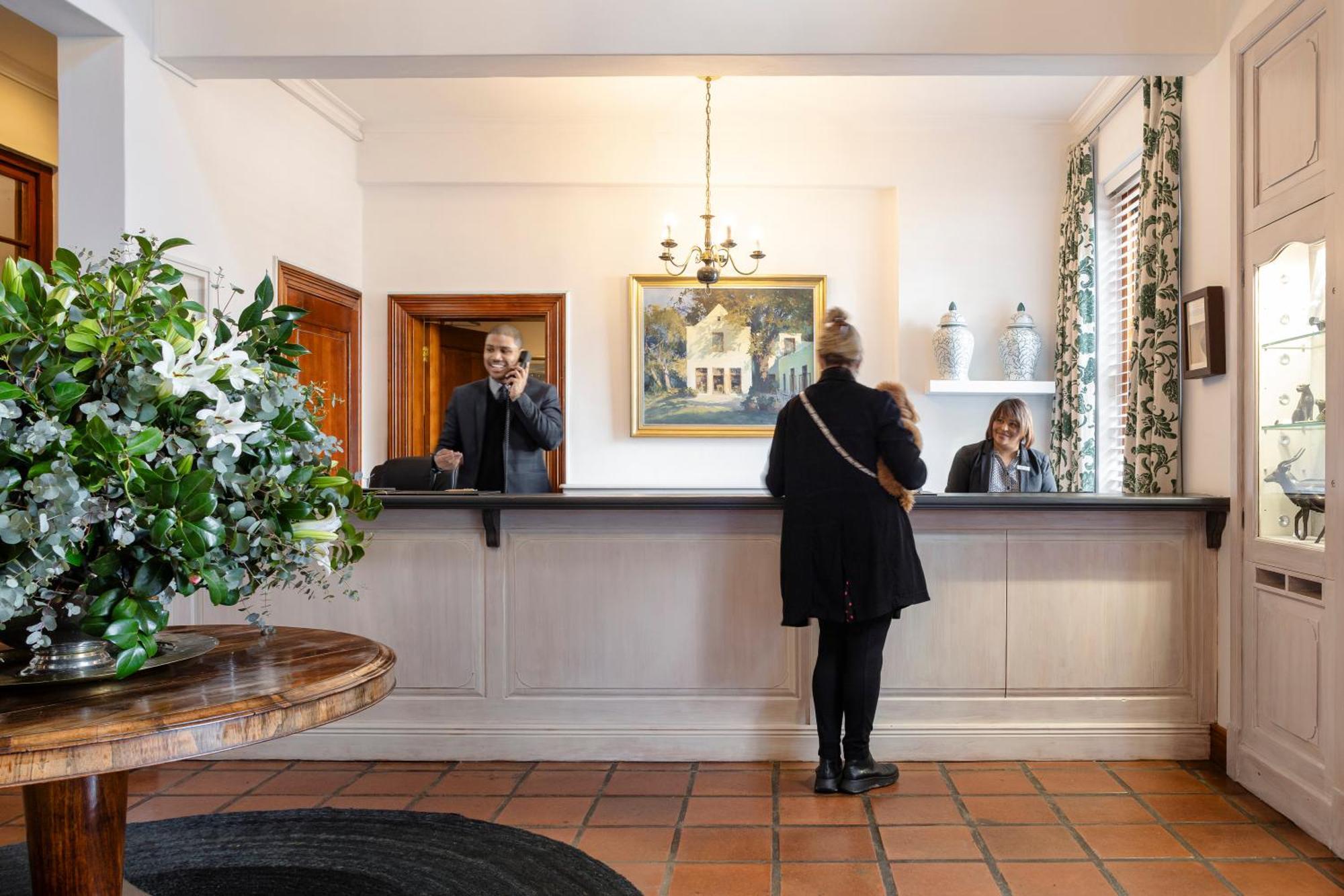 The Cellars-Hohenort Hotel Cape Town Exterior photo