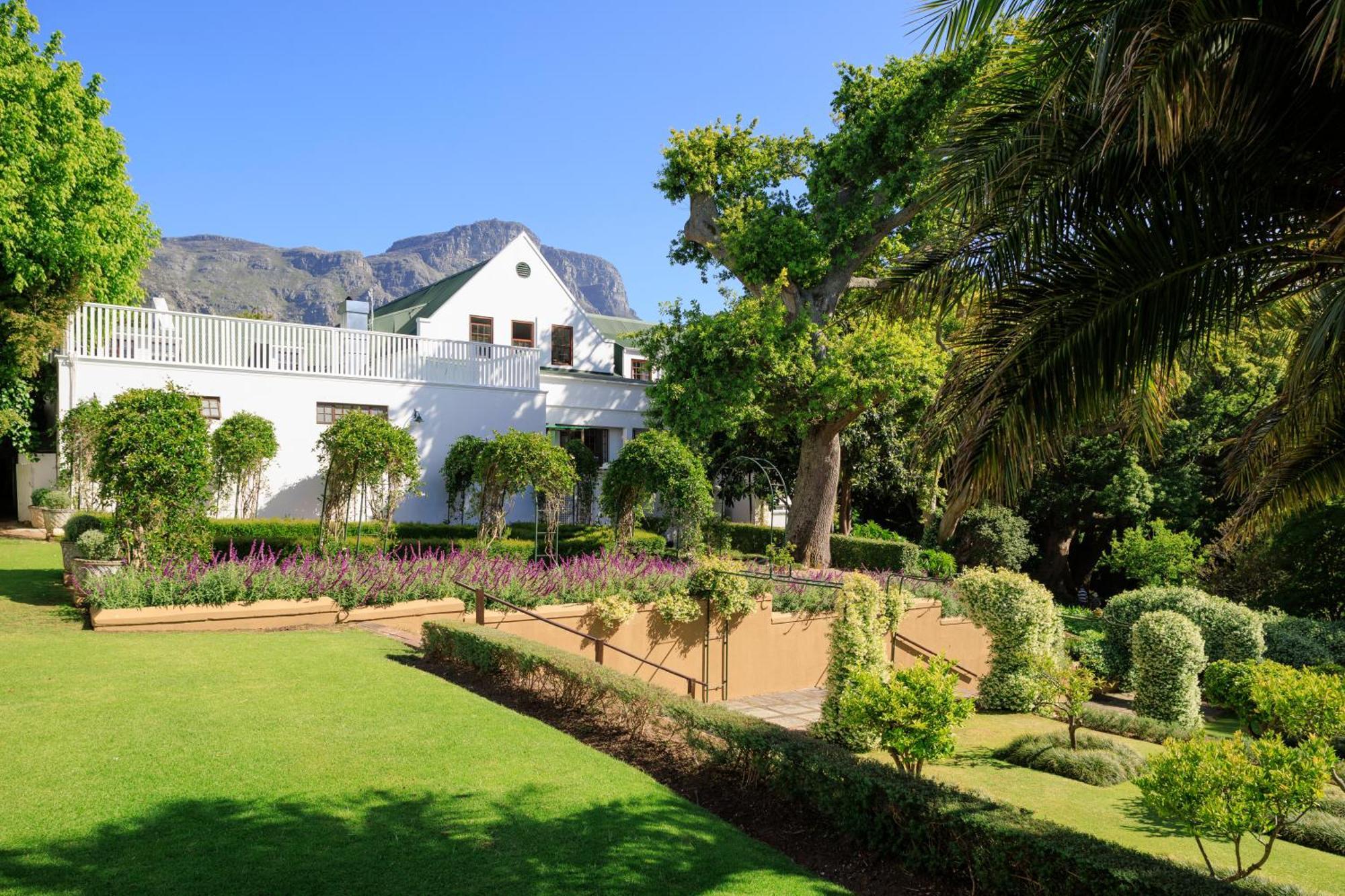 The Cellars-Hohenort Hotel Cape Town Exterior photo