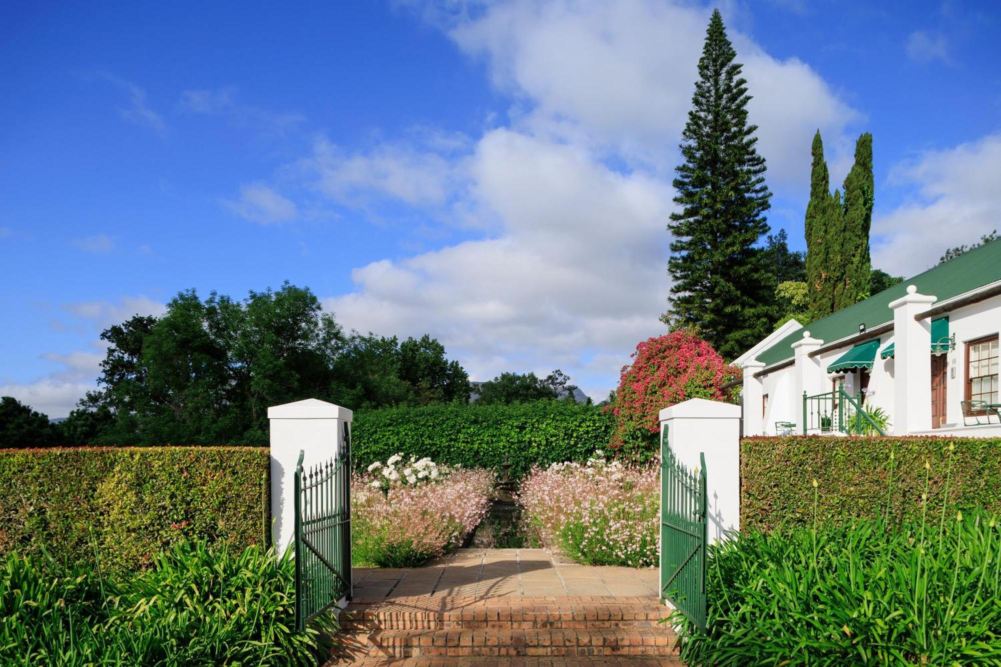 The Cellars-Hohenort Hotel Cape Town Exterior photo