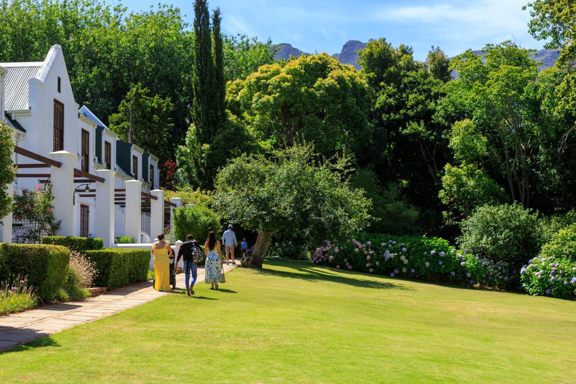 The Cellars-Hohenort Hotel Cape Town Exterior photo
